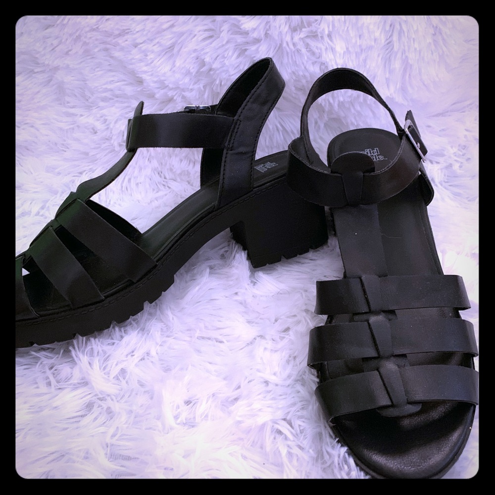 WildFable heel